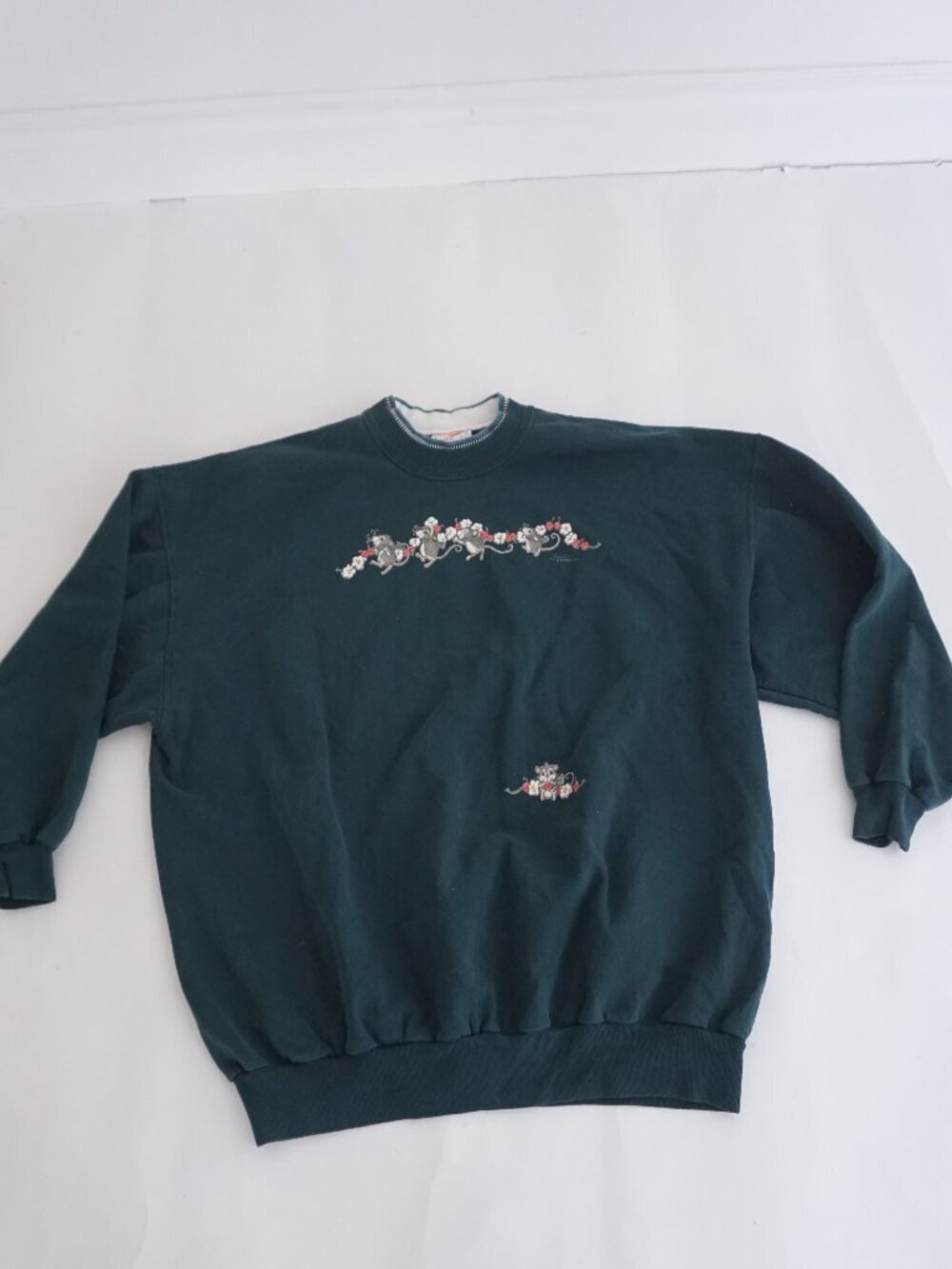 Vintage Morning Sun Green Mouse Floral Cottage Animal Graphic Sweatshirt M